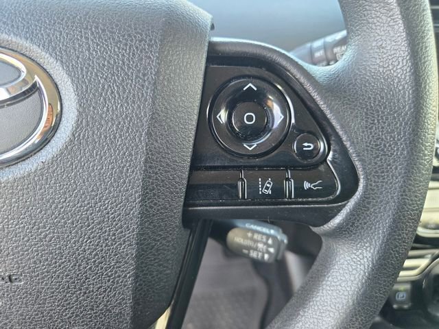 Used 2020 Toyota Prius LE FWD image 21