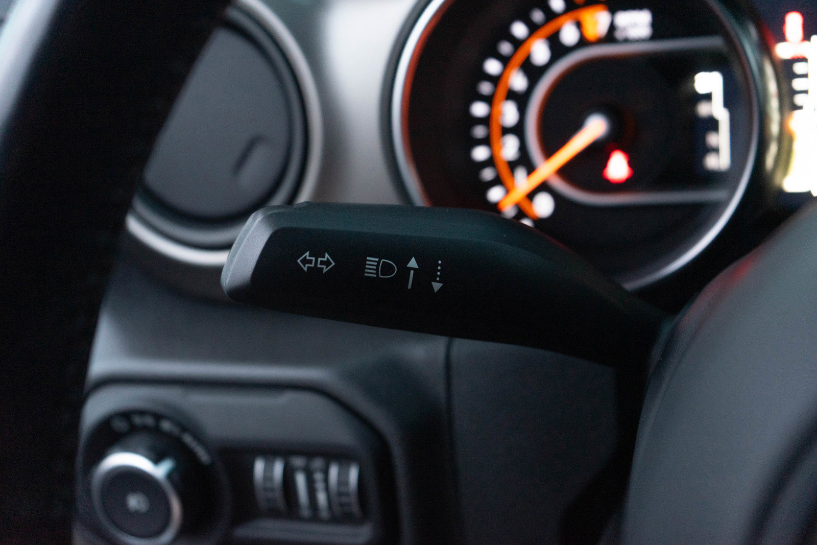 Used 2018 Jeep Wrangler Unlimited Sport S image 23