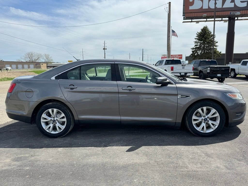 Used 2011 Ford Taurus SEL w/ 201A Rapid Spec Order Code AWD/4WD image 33