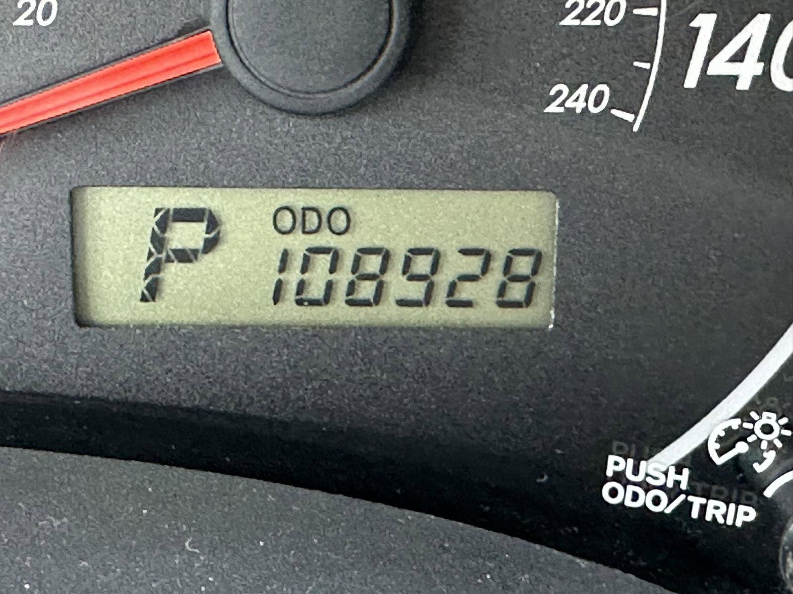 Used 2011 Toyota Corolla LE image 14