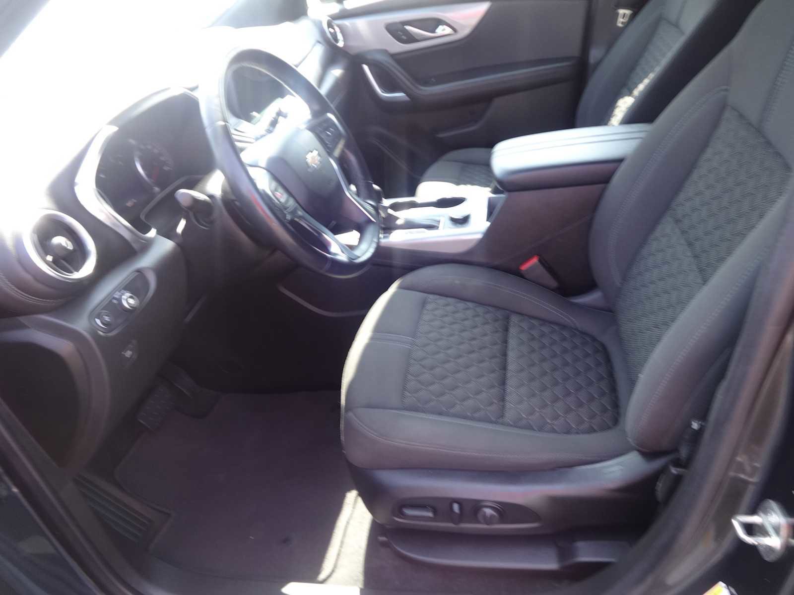 Used 2019 Chevrolet Blazer LT image 12