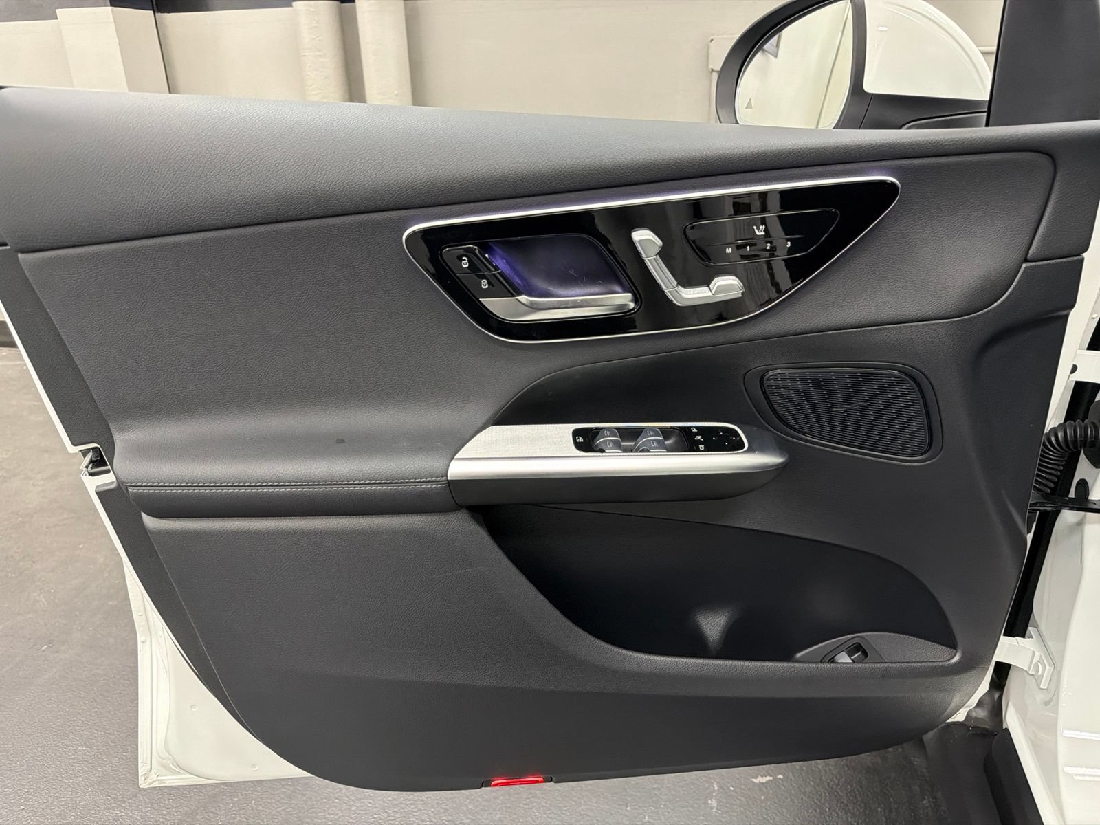 Certified 2025 Mercedes-Benz GLC 350e 4MATIC image 21