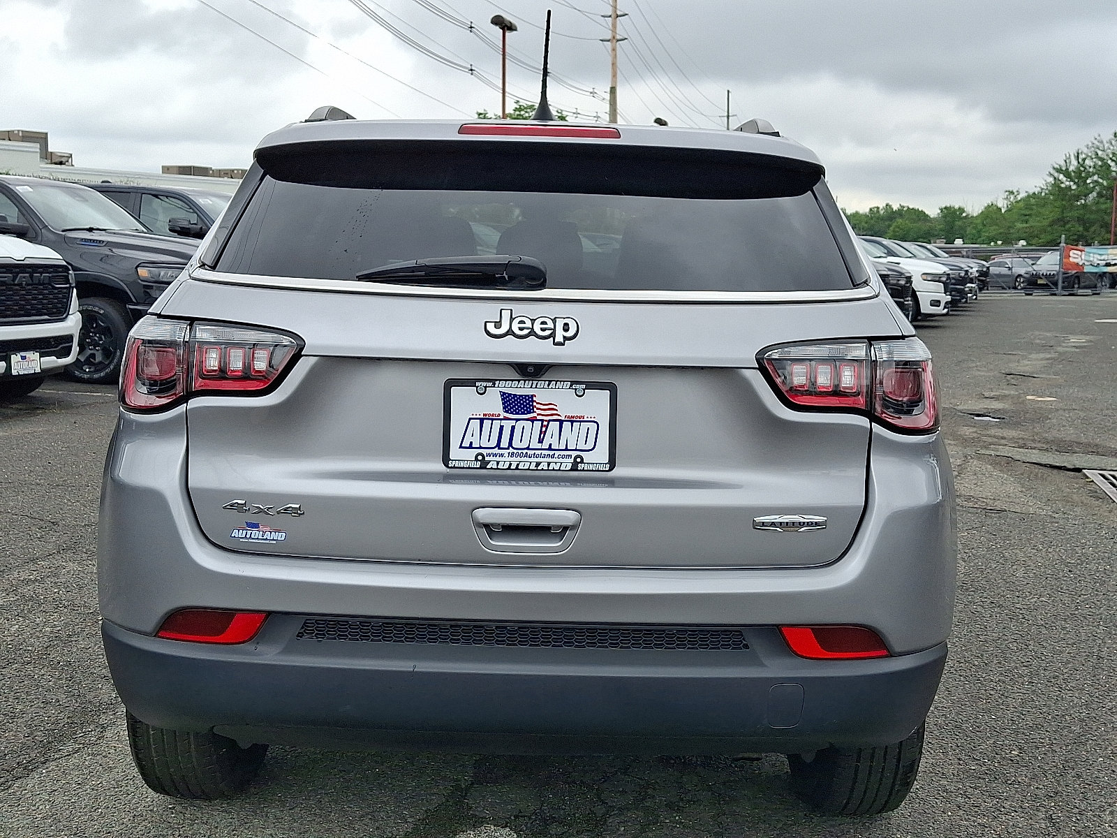 Used 2022 Jeep Compass Latitude AWD/4WD image 6