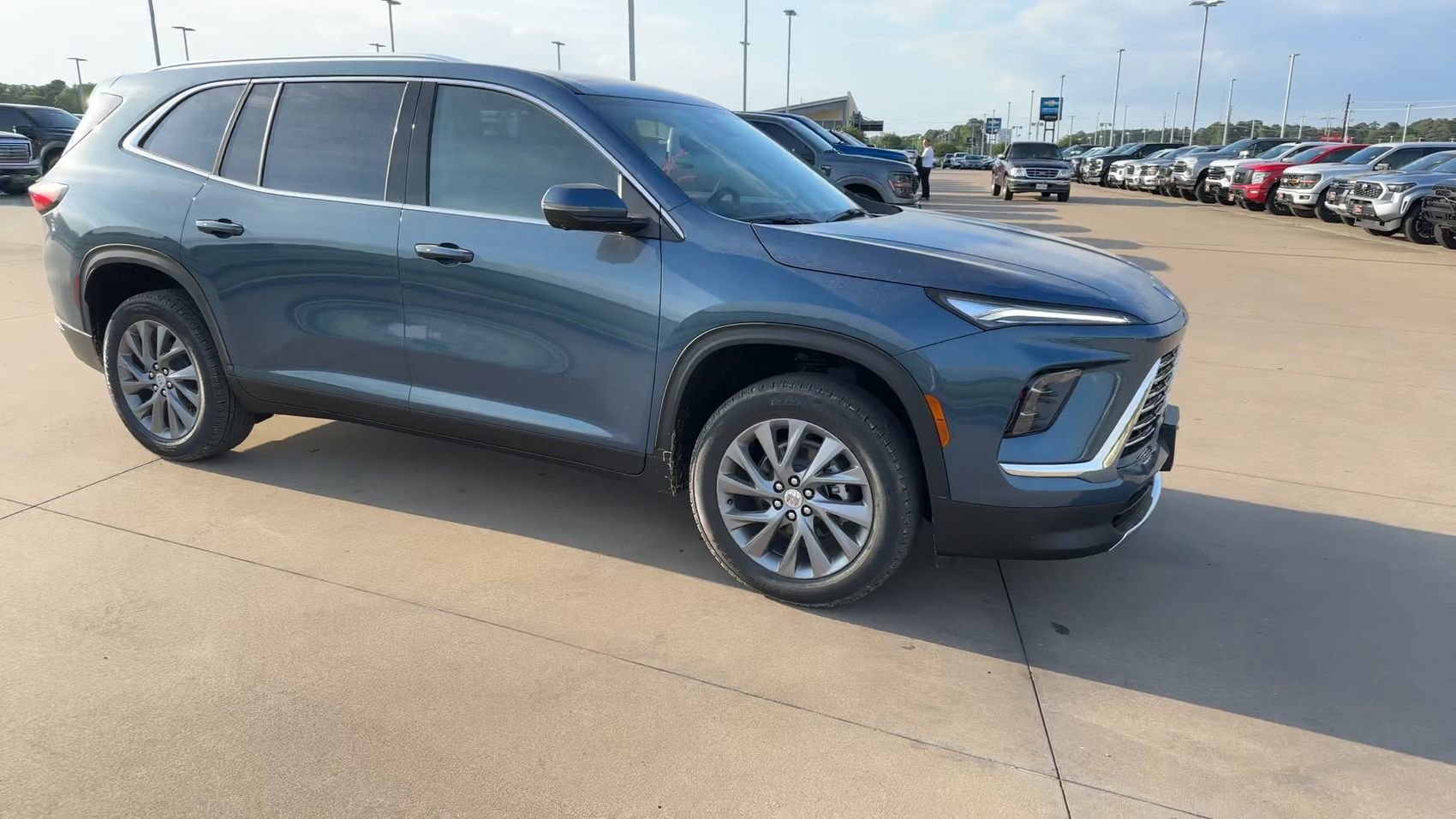 New 2026 Buick Enclave Preferred w/ Power Package FWD image 3