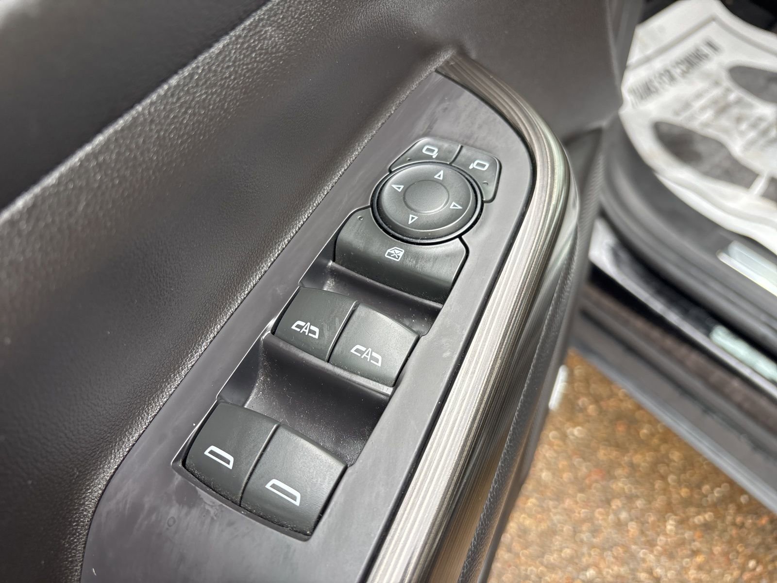 Used 2022 GMC Acadia SLT image 11