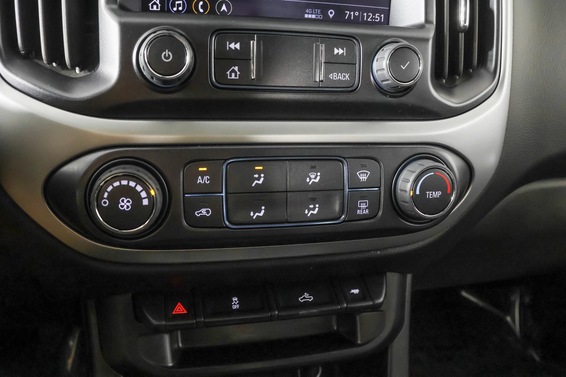 Used 2022 Chevrolet Colorado LT w/ LT Convenience Package AWD/4WD image 31