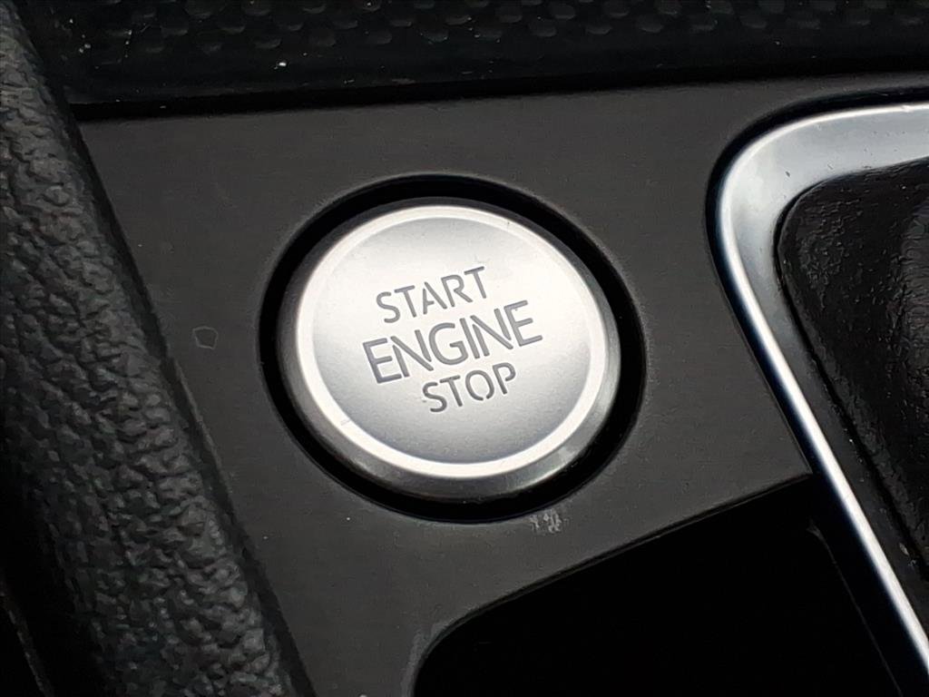 Used 2024 Volkswagen Jetta SE image 10