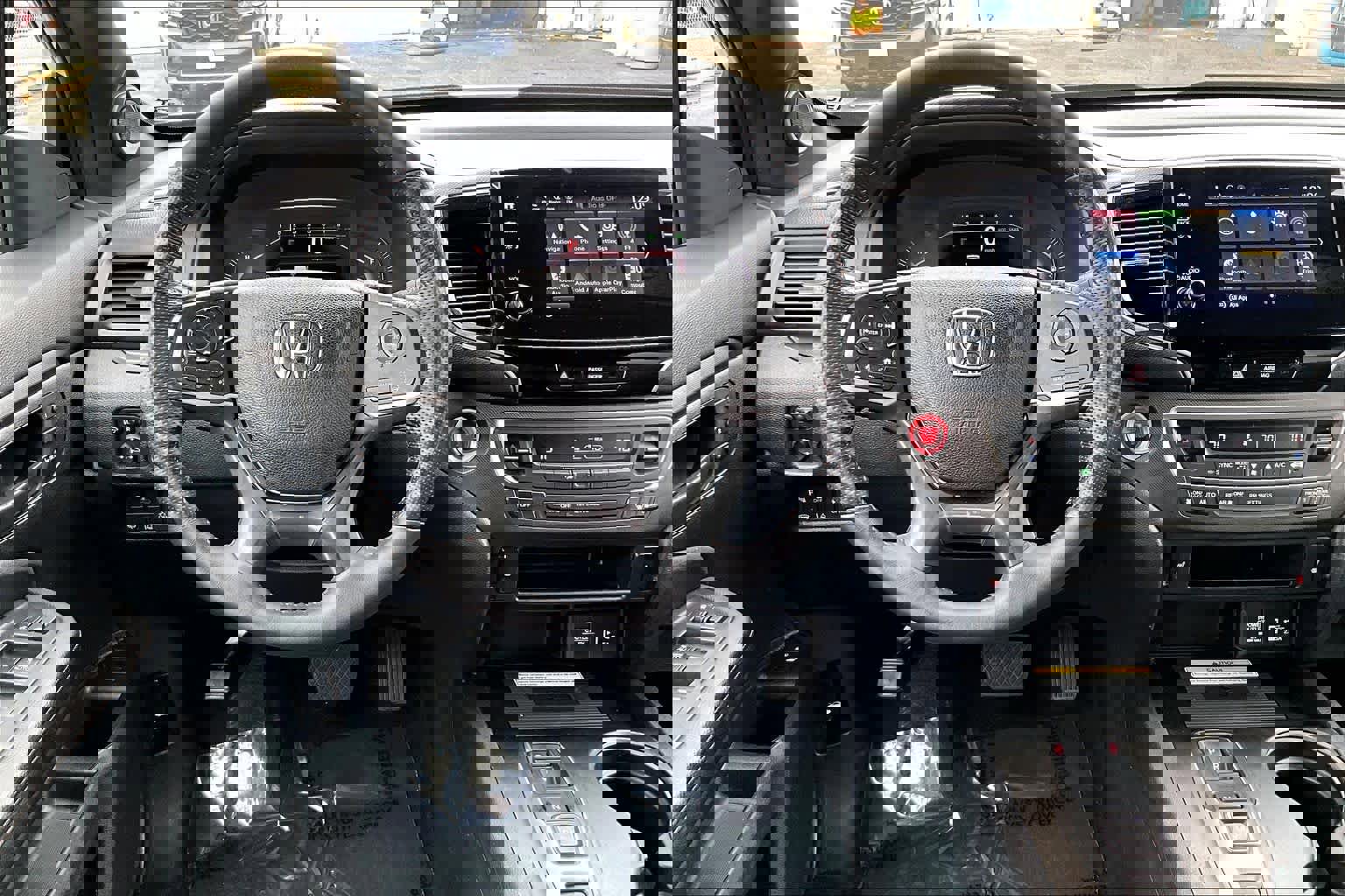 Used 2023 Honda Passport TrailSport image 5