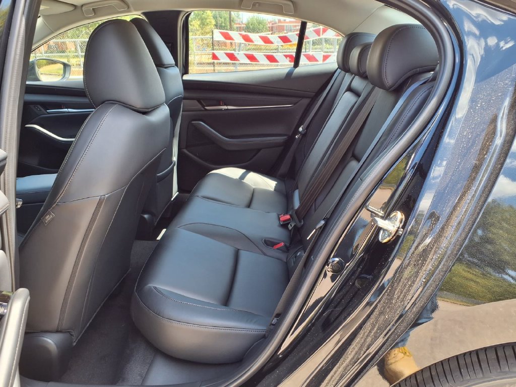 New 2026 MAZDA MAZDA3 2.5 S Sedan w/ Preferred Pkg FWD image 14
