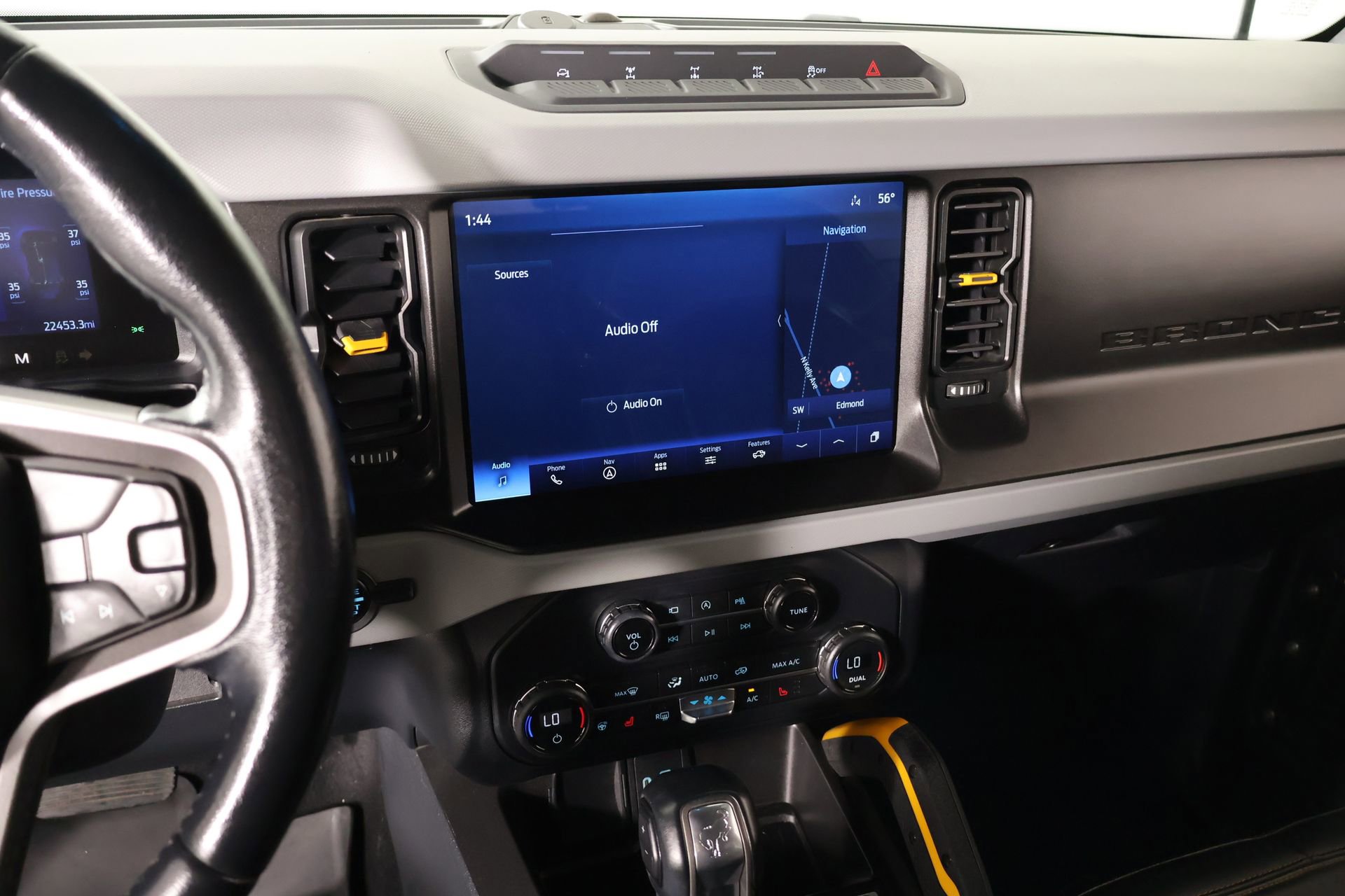 Used 2021 Ford Bronco Badlands AWD/4WD image 5
