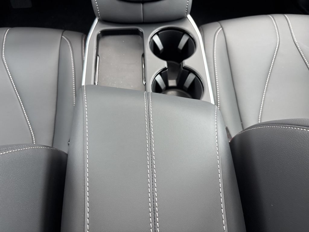 New 2026 Acura RDX SH-AWD image 25