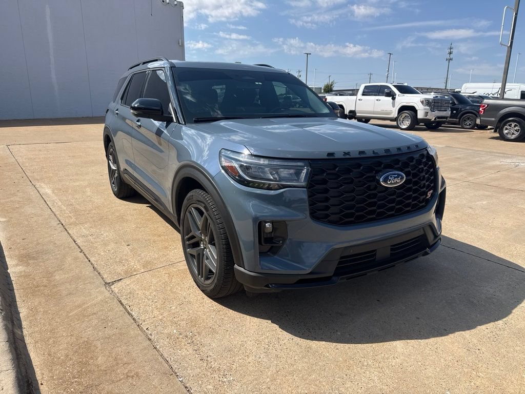 Used 2025 Ford Explorer ST AWD/4WD video 1
