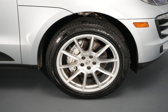 Used 2018 Porsche Macan S AWD/4WD image 22