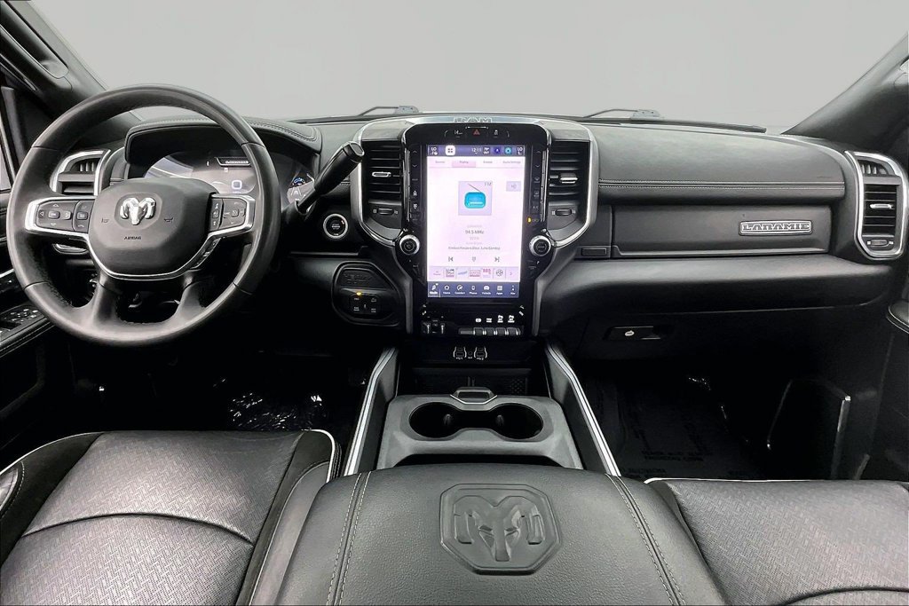 Used 2025 RAM 2500 Laramie AWD/4WD image 15