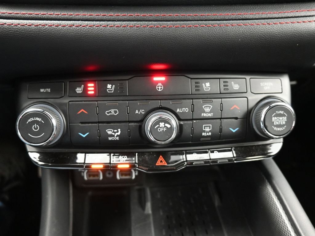 Used 2025 Dodge Durango R/T image 14