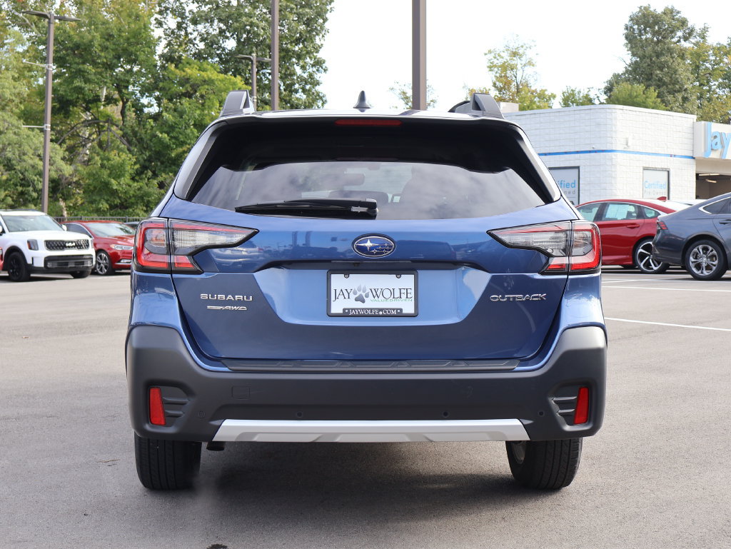 Used 2022 Subaru Outback Limited AWD/4WD image 6