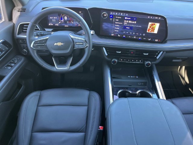 Certified 2025 Chevrolet Suburban LT w/ Comfort Package AWD/4WD image 13
