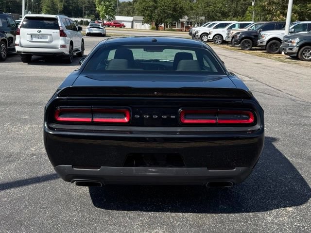 Used 2019 Dodge Challenger R/T RWD image 6
