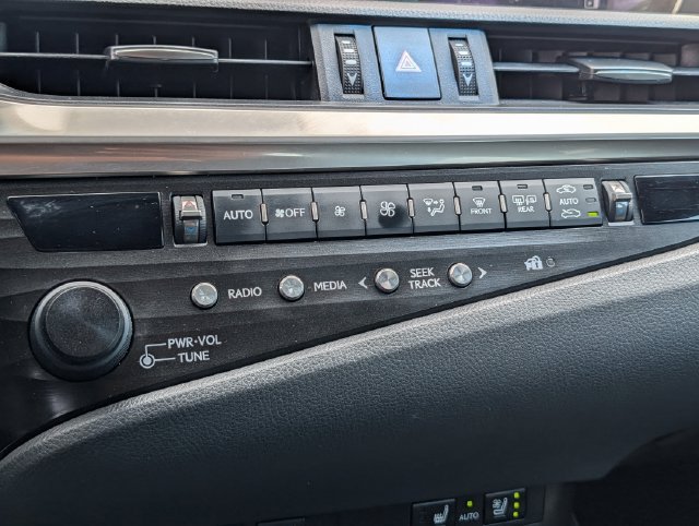 Used 2020 Lexus ES 350 F Sport w/ Accessory Package 2 FWD image 16