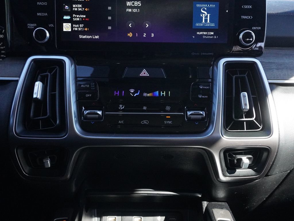 Used 2023 Kia Sorento S w/ Panoramic Sunroof Package image 42
