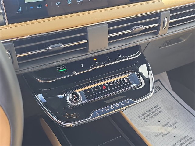 Used 2023 Lincoln Corsair Reserve image 23