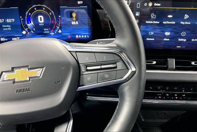 Used 2025 Chevrolet Equinox LT AWD/4WD image 12