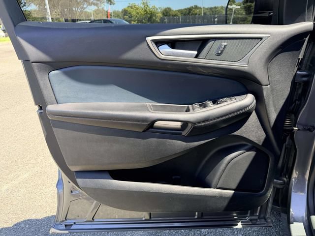 Used 2022 Ford Edge SEL w/ Sport Appearance Package AWD/4WD image 14