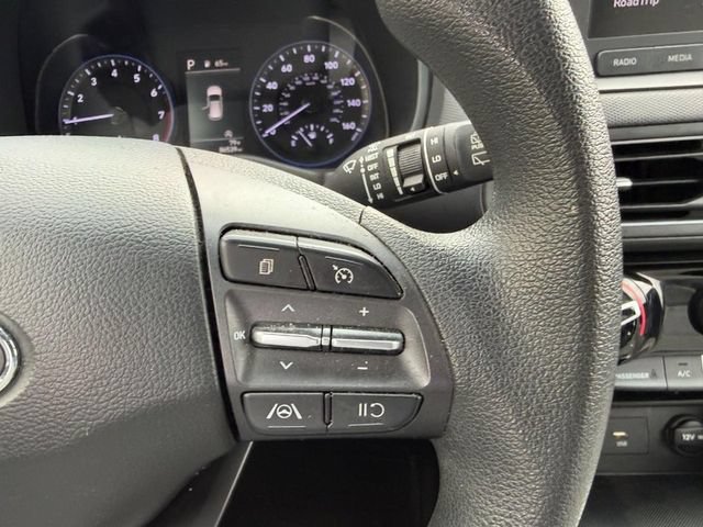 Used 2023 Hyundai Kona SEL AWD/4WD image 11