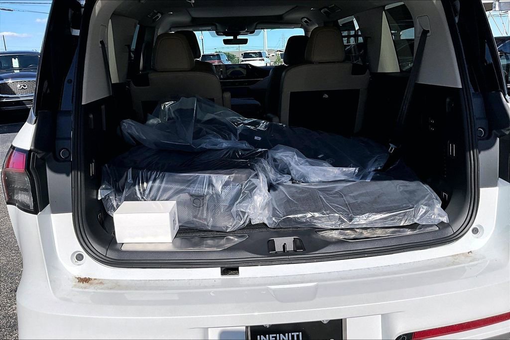 New 2026 INFINITI QX80 Pure w/ Cargo Package RWD image 45