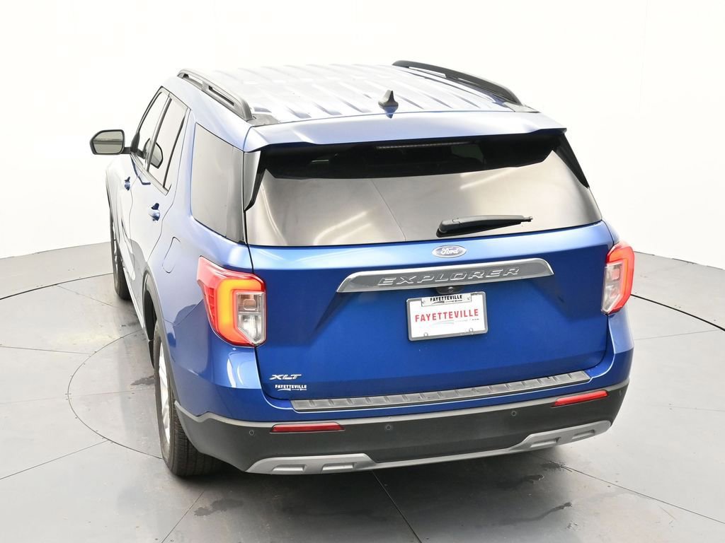 Used 2023 Ford Explorer XLT w/ Equipment Group 202A image 28