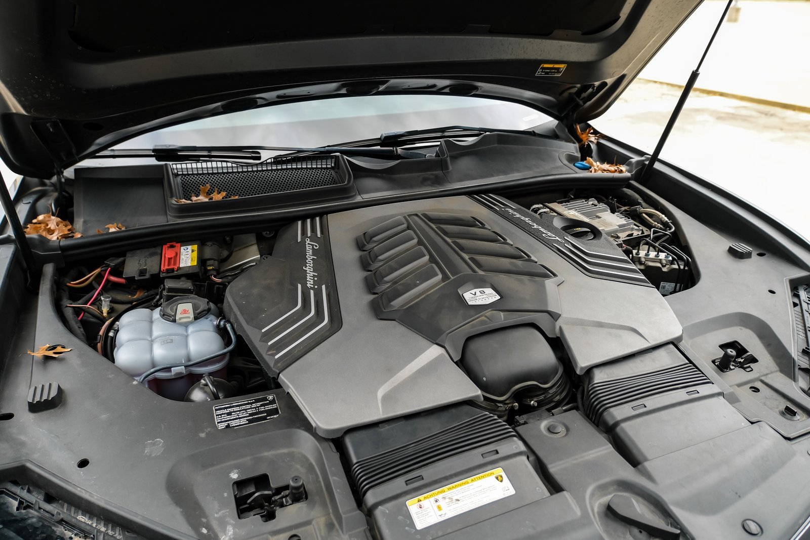 Used 2020 Lamborghini Urus image 55