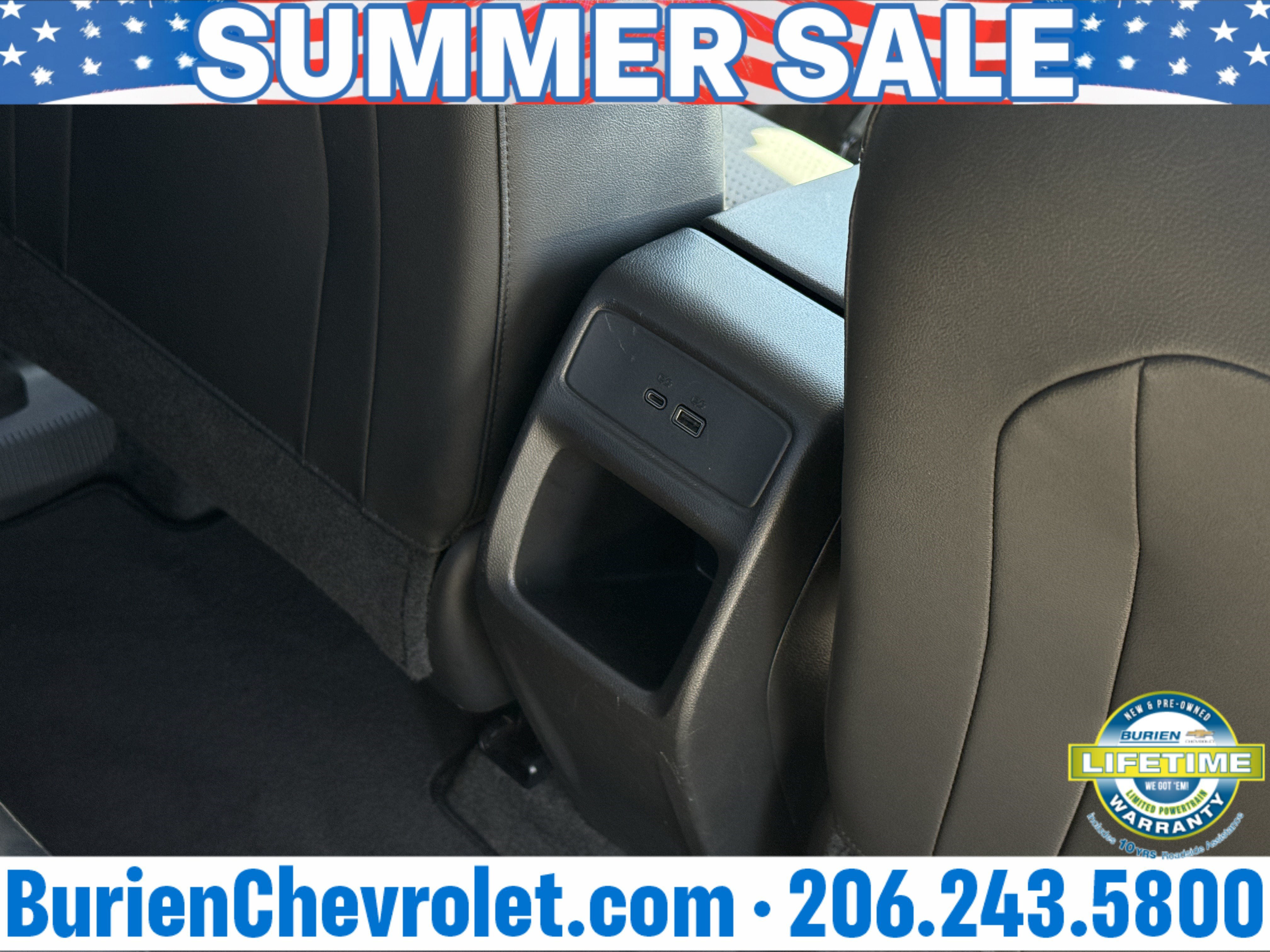 Used 2025 Chevrolet Trax LT FWD image 26