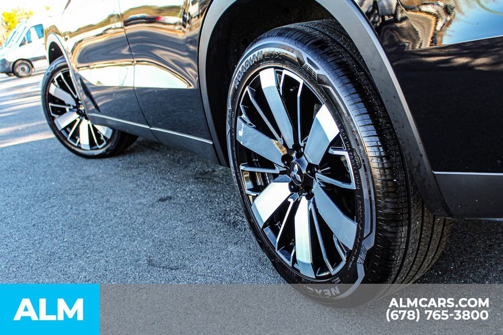 Used 2025 Mitsubishi Outlander SE image 15