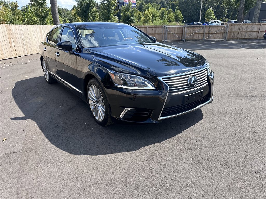 Used 2015 Lexus LS 460 L image 7
