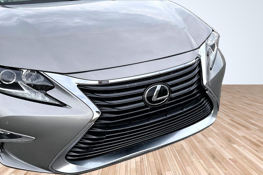 Used 2017 Lexus ES 350 w/ Premium Package FWD image 26