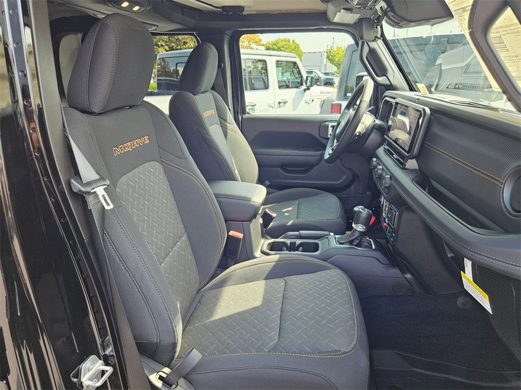 New 2025 Jeep Gladiator Mojave image 34