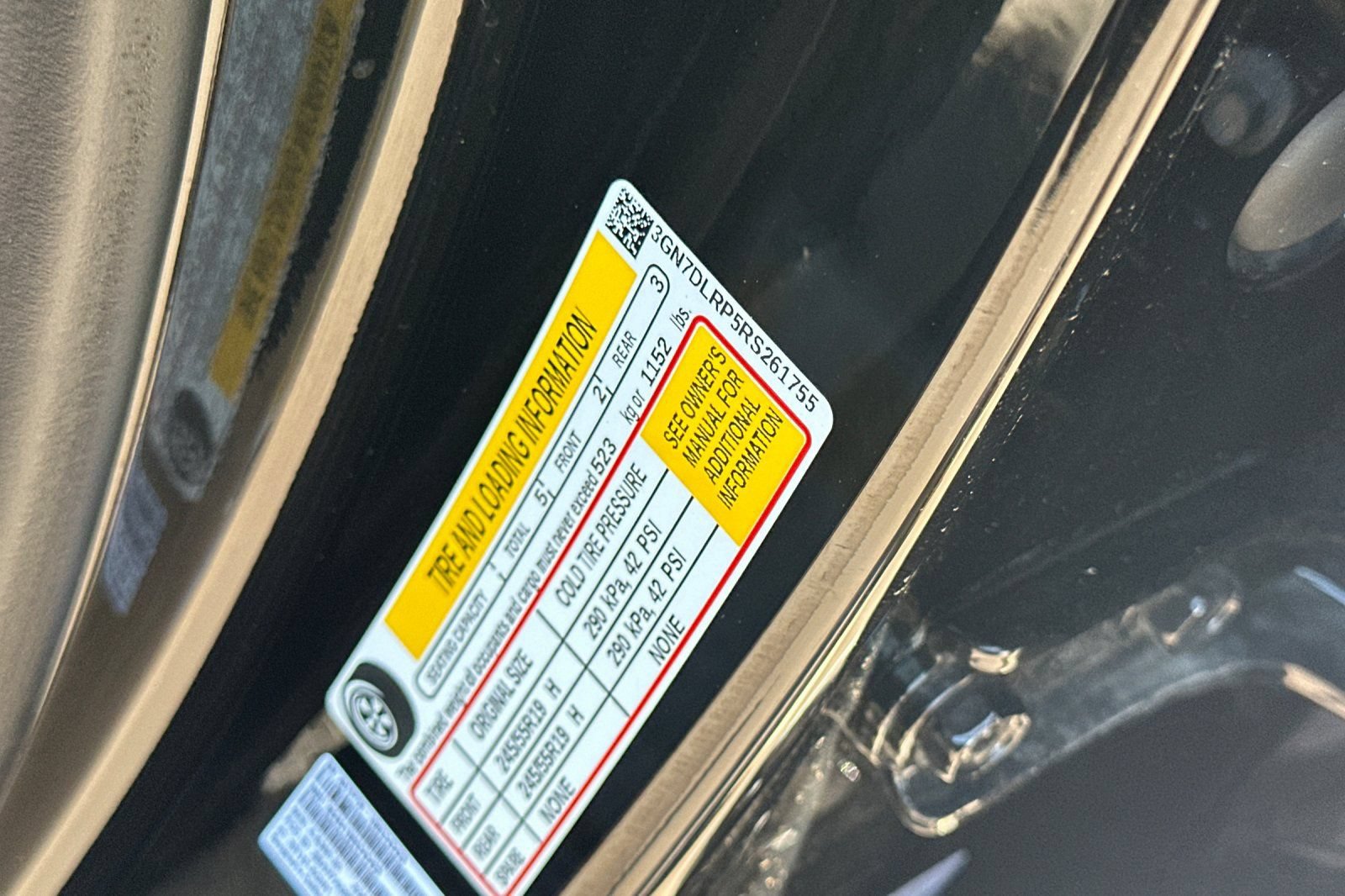Used 2024 Chevrolet Equinox EV LT FWD image 38