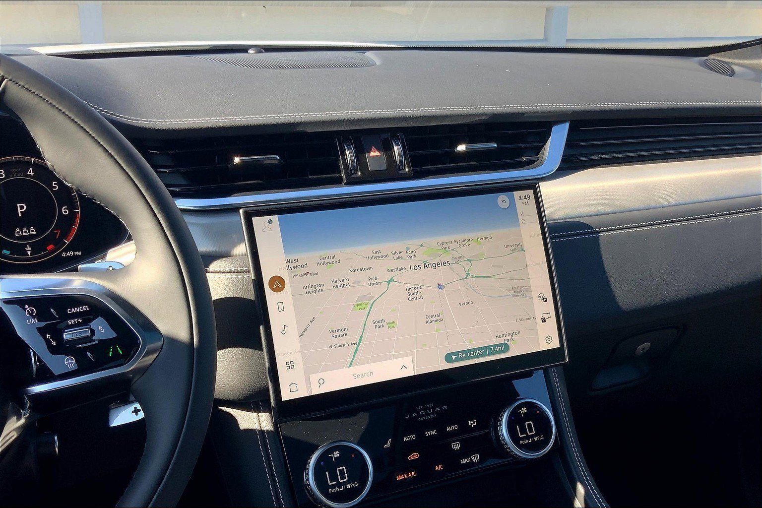 New 2026 Jaguar F-PACE R-Dynamic S image 6