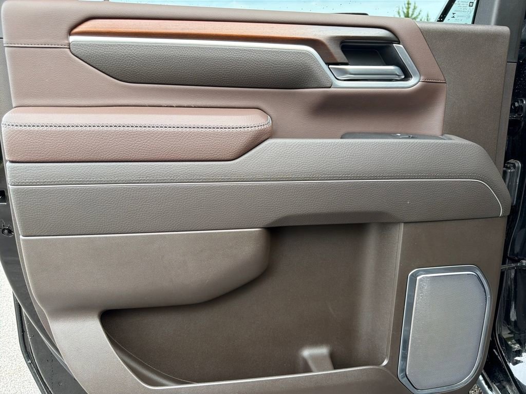 Used 2025 GMC Sierra 2500 Denali w/ Denali Reserve Package image 32