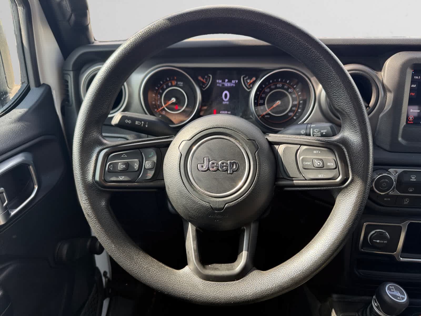 Used 2023 Jeep Gladiator Sport AWD/4WD image 9