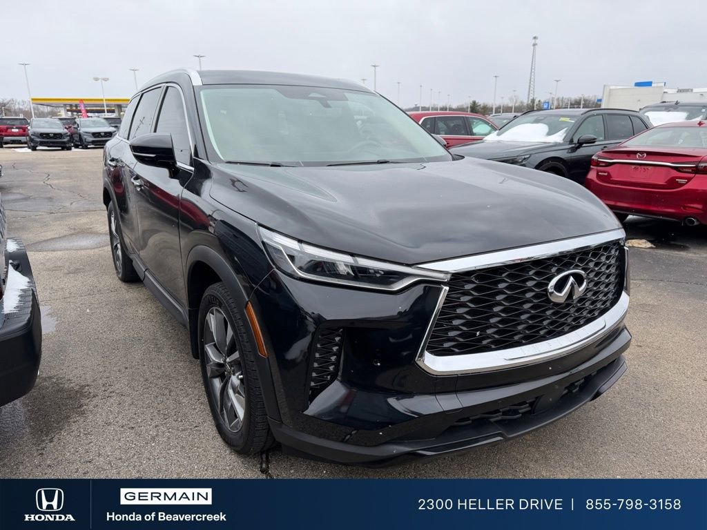 Used 2023 INFINITI QX60 Luxe w/ Cargo Package image 2