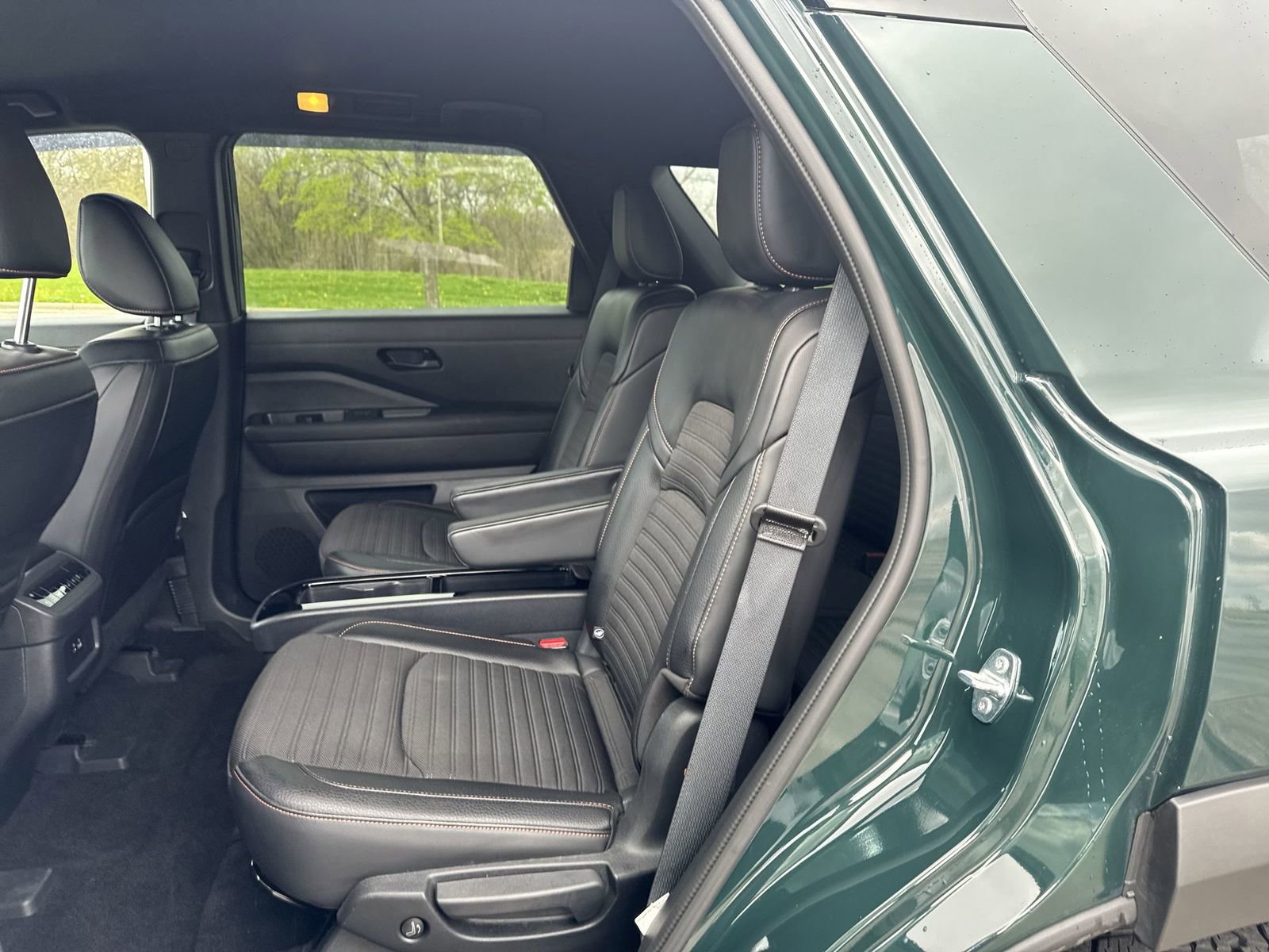 Used 2024 Nissan Pathfinder Rock Creek image 13