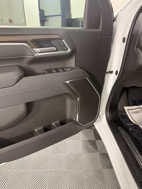 New 2026 Chevrolet Silverado 3500 LT image 16