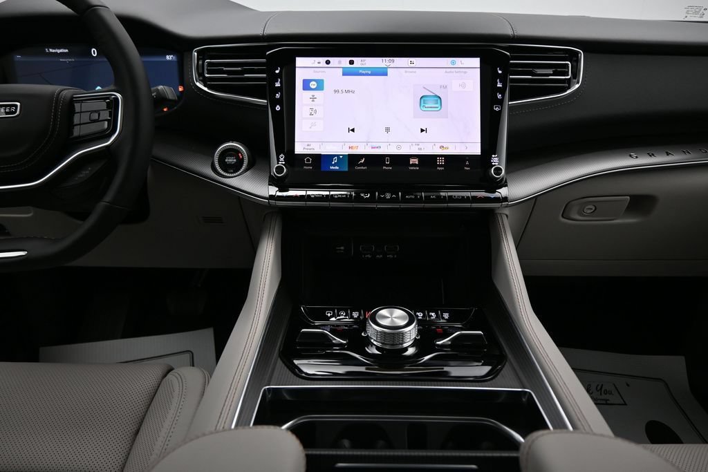 New 2026 Jeep Grand Wagoneer L Summit AWD/4WD image 20