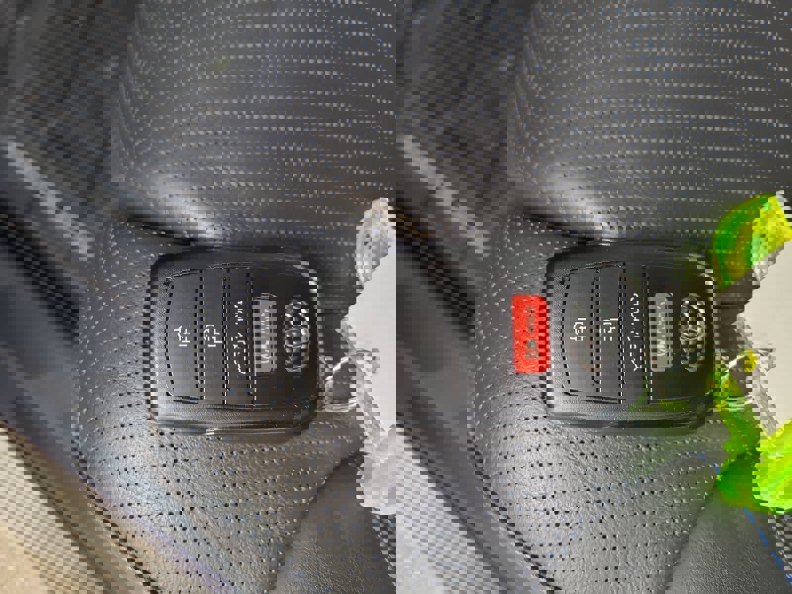 Used 2025 Toyota Sequoia Platinum image 28