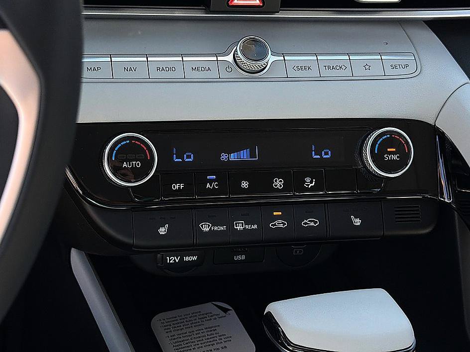 New 2026 Hyundai Elantra Limited FWD image 12