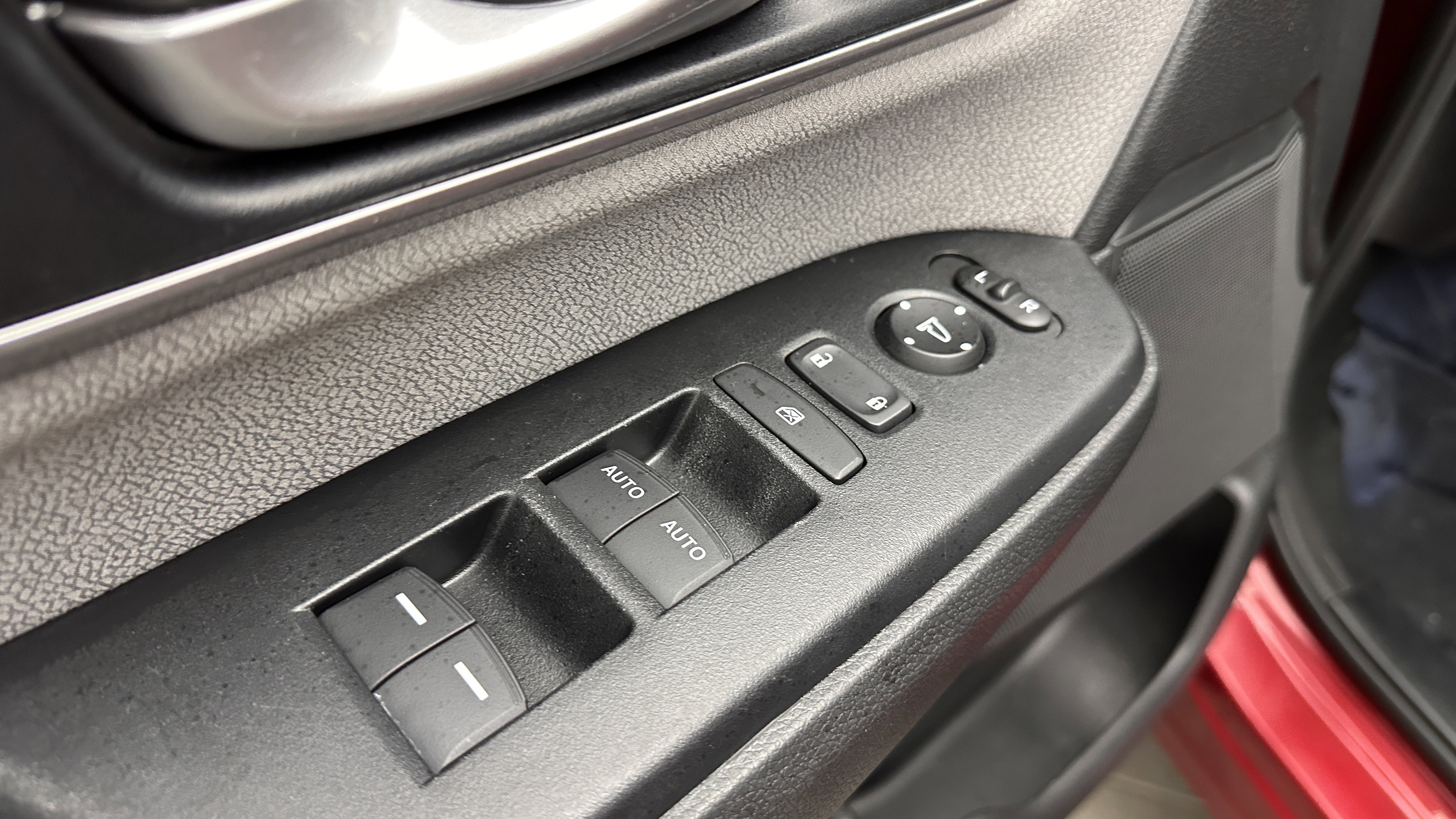 Used 2022 Honda CR-V EX image 11