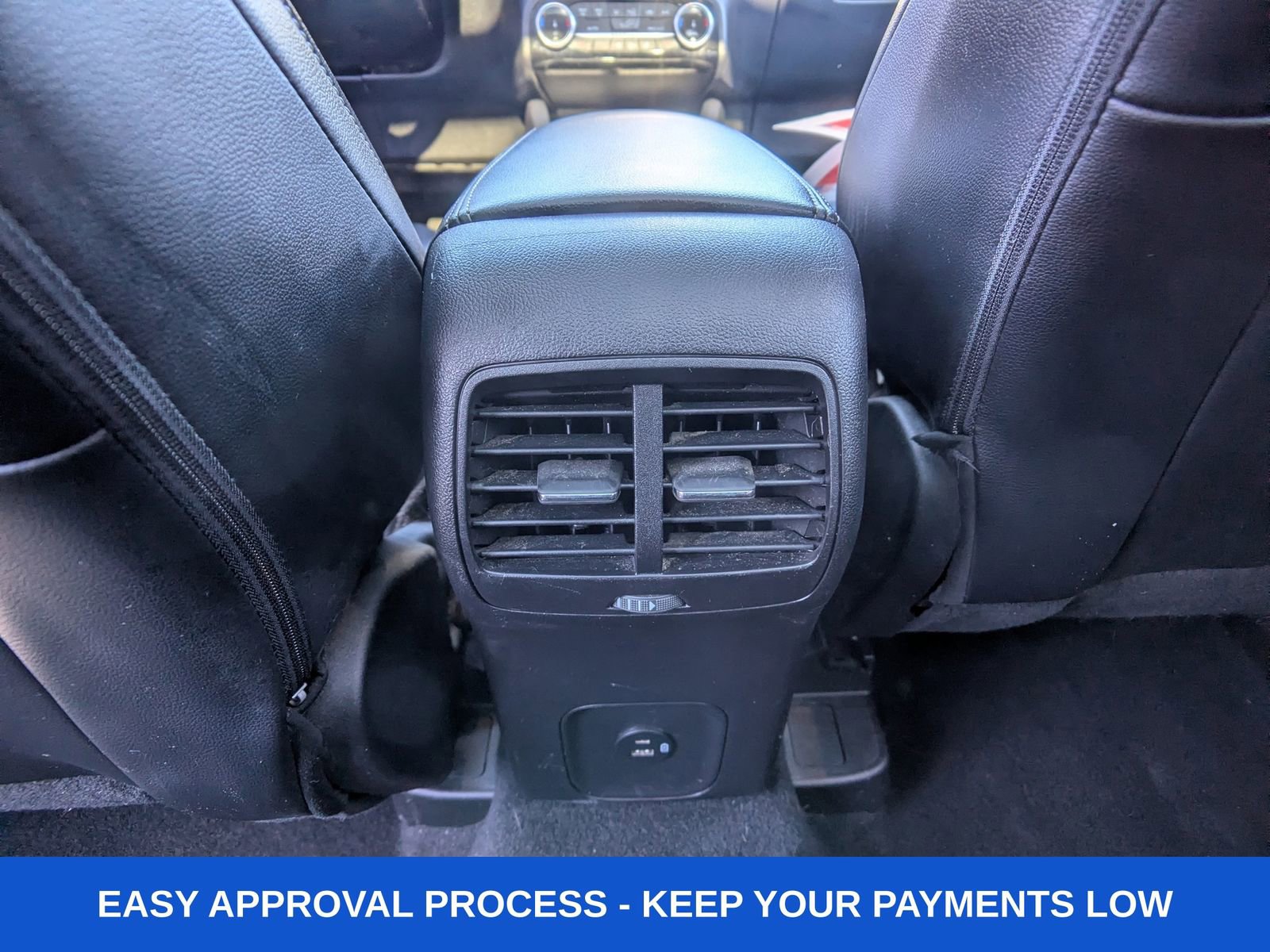 Used 2022 Ford Escape Titanium w/ Class II Trailer Tow Package image 18