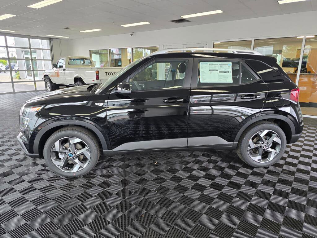 New 2026 Hyundai Venue SEL FWD image 6