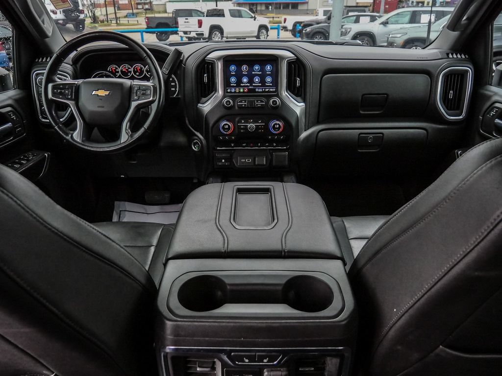 Used 2022 Chevrolet Silverado 2500 LTZ AWD/4WD image 40